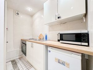 Photo 24- click for photo gallery